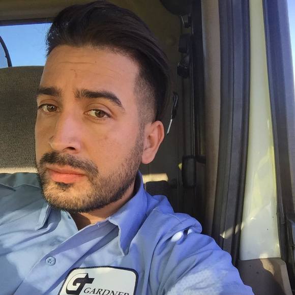 Meet your Posher, Peter - Picture 1 of 1